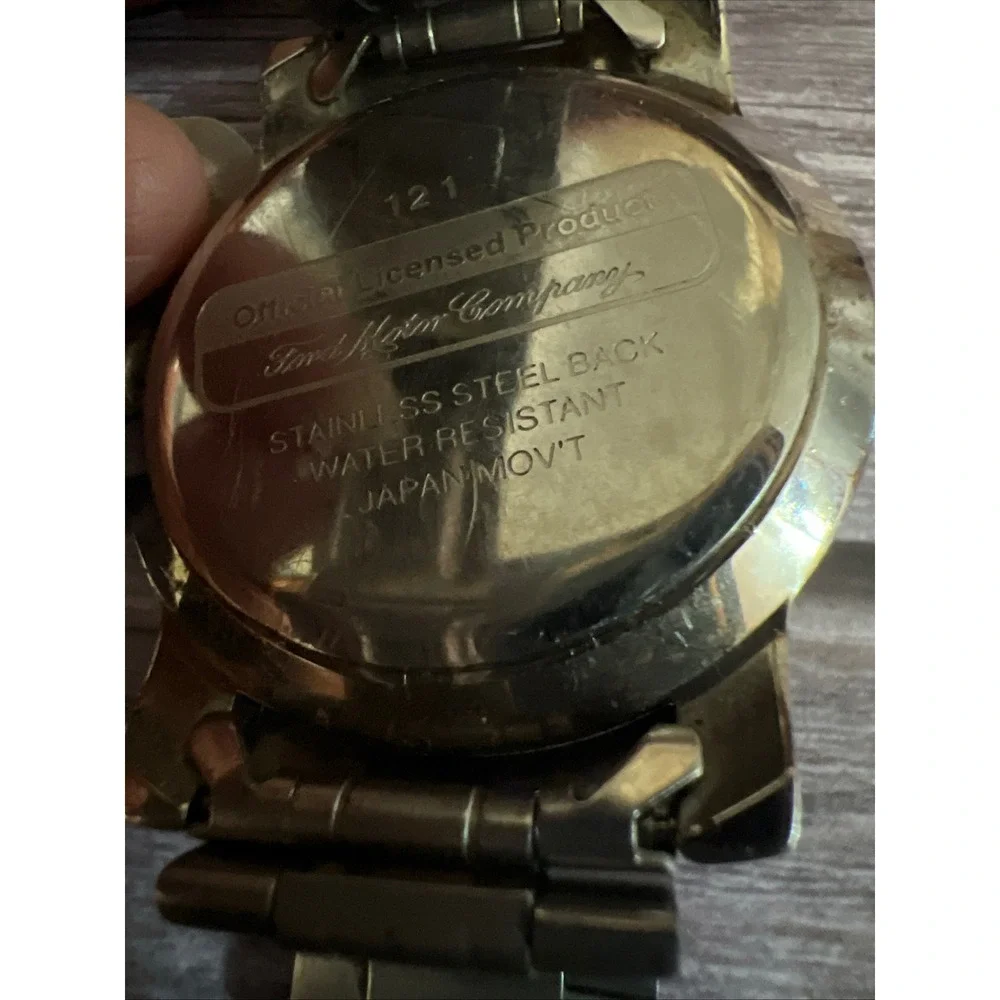 Ford Mustang Official Licensed Silver Tone‎ Watch Japan Movt Stainless Steel 121